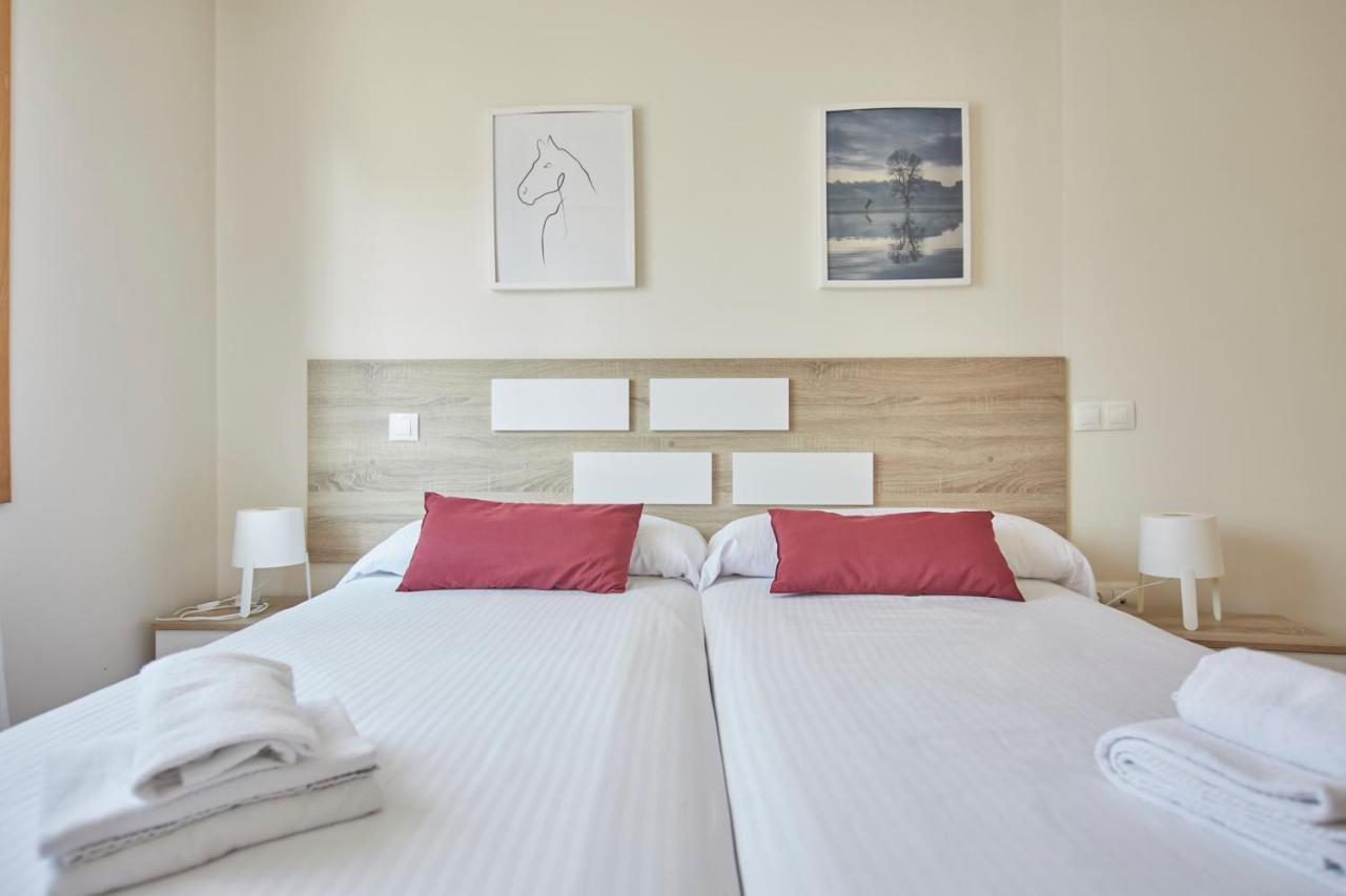 Apartagal- Oceano Vi, 巴雷罗斯 外观 照片